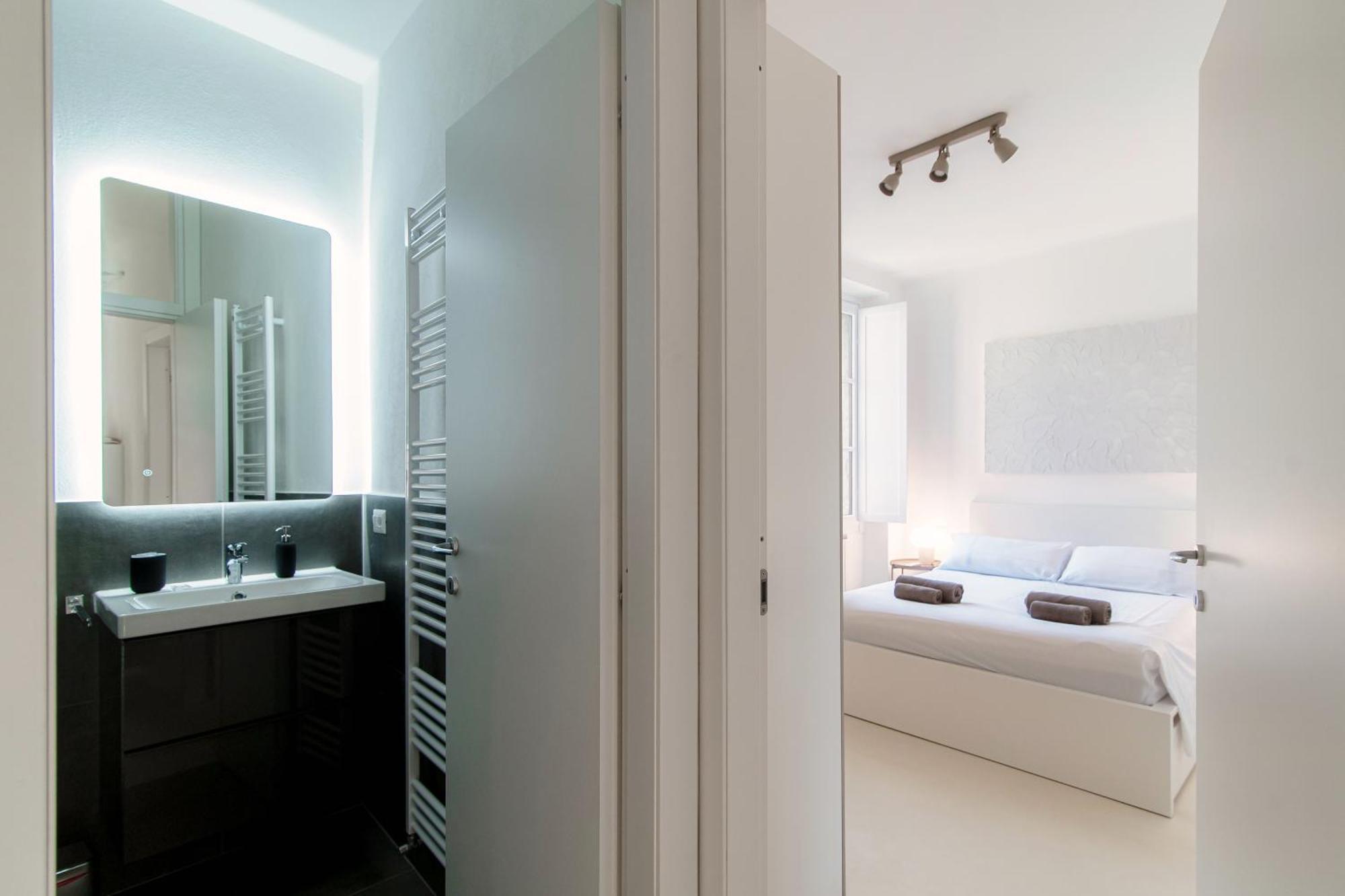 Giuliny Lovely Flat - The House Of Travelers Como Exterior foto